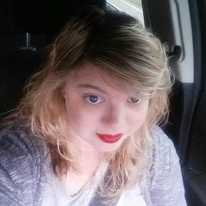 Meet your Posher, Hailey